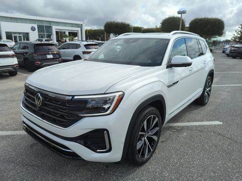 New 2026 Volkswagen Atlas SEL Premium R-Line AWD/4WD image 10