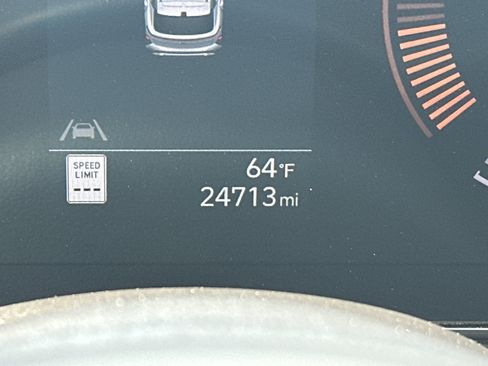 Used 2025 Hyundai Kona SEL AWD/4WD image 16
