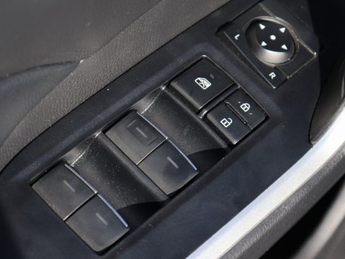 Used 2022 Toyota RAV4 XLE image 15