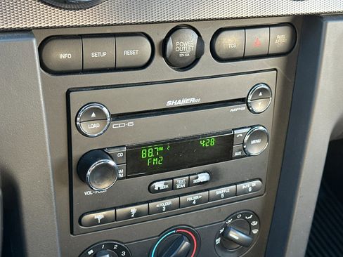 Used 2008 Ford Mustang GT Premium image 25