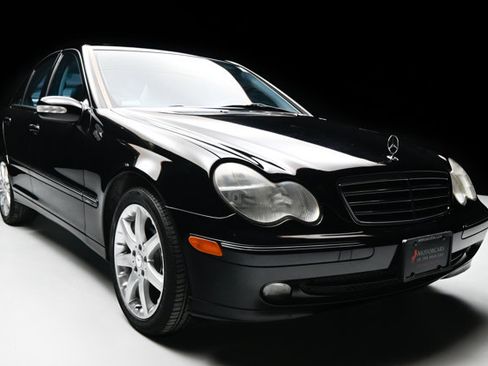 Used 2003 Mercedes-Benz C 230 Sedan image 26