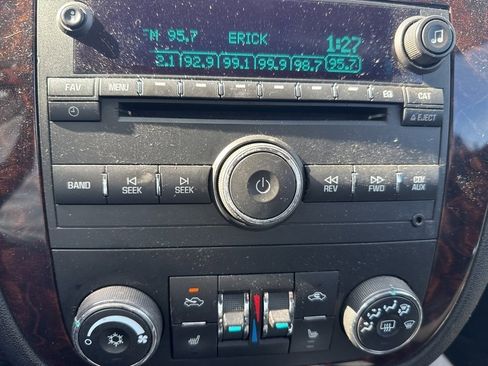 Used 2012 Chevrolet Impala LTZ image 20