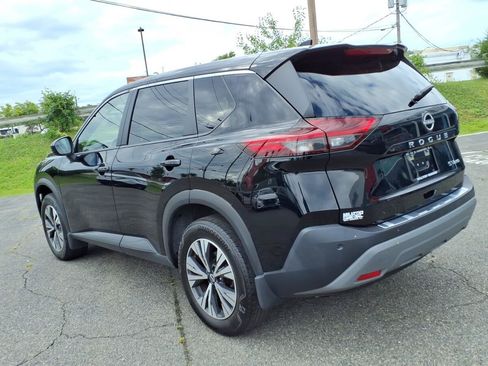 Used 2023 Nissan Rogue SV AWD/4WD image 7