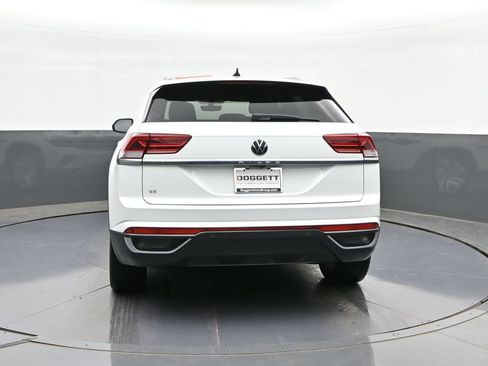 Used 2020 Volkswagen Atlas Cross Sport SE FWD image 8