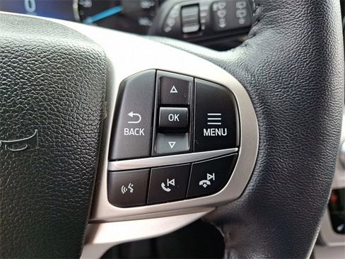 Certified 2022 Ford Explorer XLT w/ Equipment Group 202A image 22