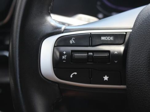 Used 2024 Kia Sportage EX AWD/4WD image 16