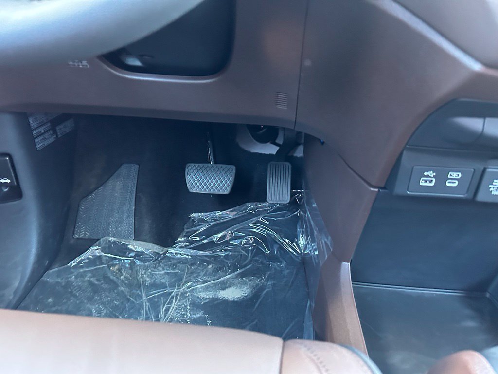 New 2026 Honda Odyssey Touring image 22