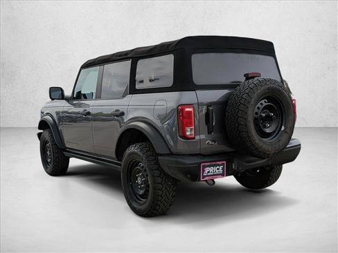 Used 2022 Ford Bronco Black Diamond image 8