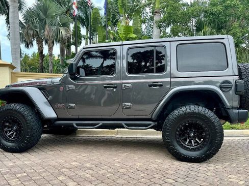 Used 2018 Jeep Wrangler Unlimited Rubicon image 4