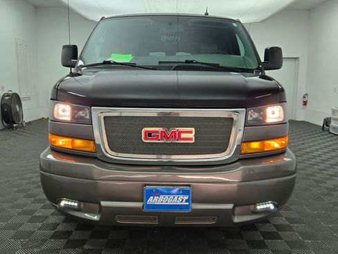 Used 2014 GMC Savana 1500 image 19