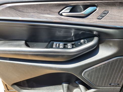 Used 2022 Jeep Grand Cherokee Overland image 32