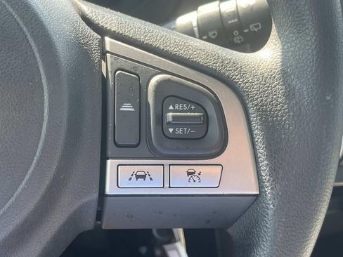 Used 2018 Subaru Forester 2.5i Premium AWD/4WD image 36
