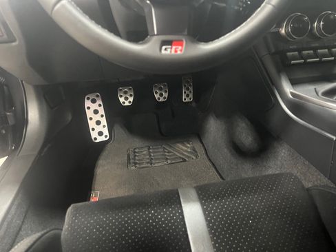 Used 2023 Toyota GR86 Premium image 29