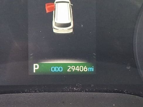 Used 2024 Toyota Sienna XLE Woodland Edition image 27