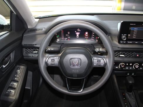Used 2024 Honda Accord EX image 16
