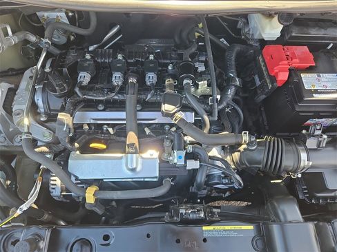 Used 2021 Nissan Versa SV image 28