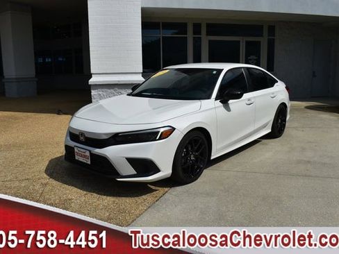 Used 2024 Honda Civic Sport image 5