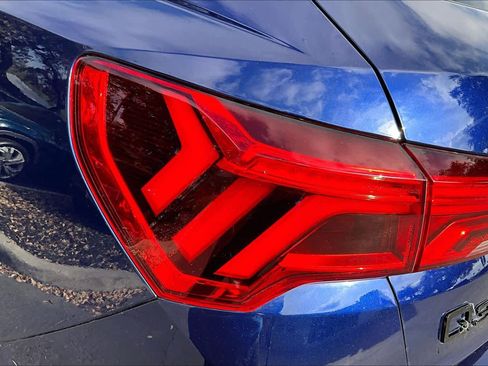 Used 2024 Audi Q3 2.0T Premium Plus w/ Premium Plus Package image 29