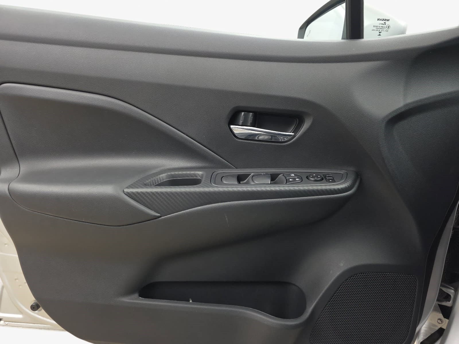 Used 2025 Nissan Versa SV w/ Trunk Package FWD image 23