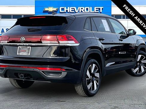 Used 2024 Volkswagen Atlas Cross Sport SE image 5