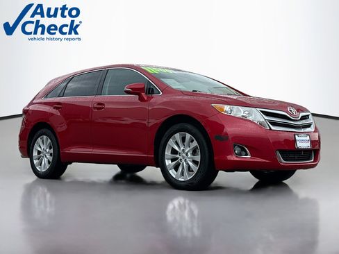 Used 2015 Toyota Venza LE AWD/4WD image 1