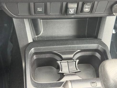 Used 2019 Toyota Tacoma SR5 image 19