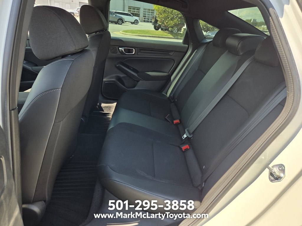 Used 2023 Honda Civic Sport image 10