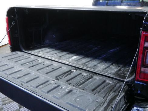 Used 2023 RAM 1500 Laramie AWD/4WD image 14