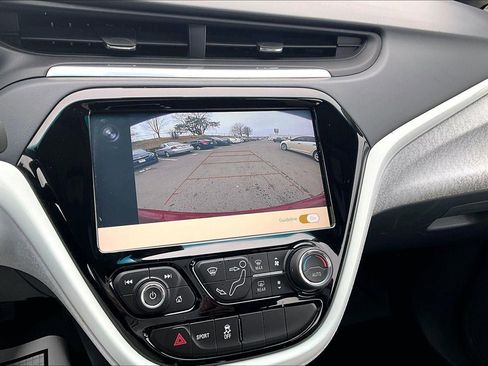 Used 2021 Chevrolet Bolt LT image 19