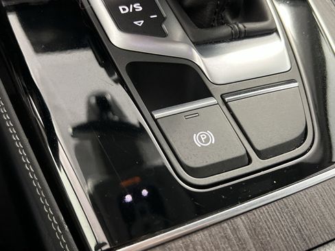 Used 2024 Audi Q5 2.0T Premium Plus image 35