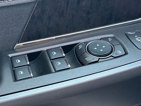 New 2025 Ford F250 Lariat w/ Lariat Ultimate Package image 14