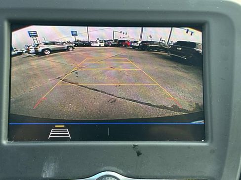 Used 2020 Chevrolet Equinox LT image 19