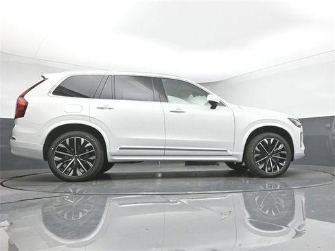 New 2026 Volvo XC90 B6 Ultra image 44