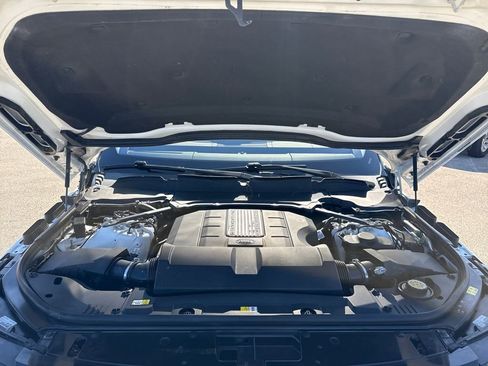 Used 2020 Land Rover Range Rover HSE image 29