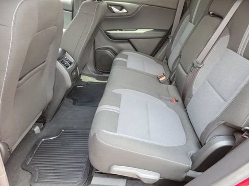Used 2024 Chevrolet Blazer LT w/ Convenience Package FWD image 14