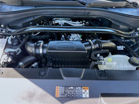 Used 2025 Lincoln Aviator Premiere image 34