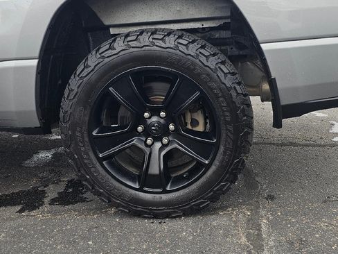 Used 2020 RAM 1500 Big Horn AWD/4WD image 9