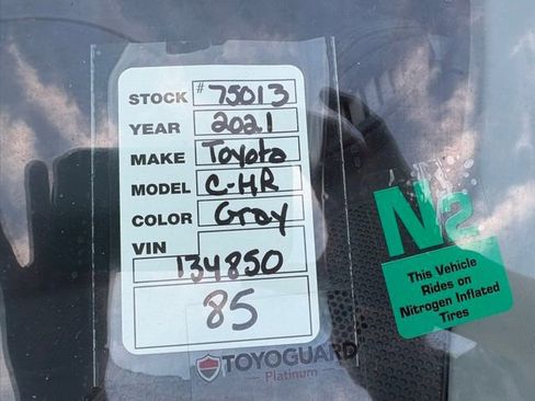 Used 2021 Toyota C-HR LE image 38