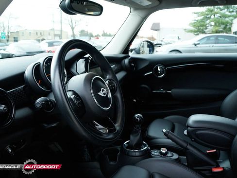 Used 2017 MINI Cooper S w/ Cold Weather Package image 21