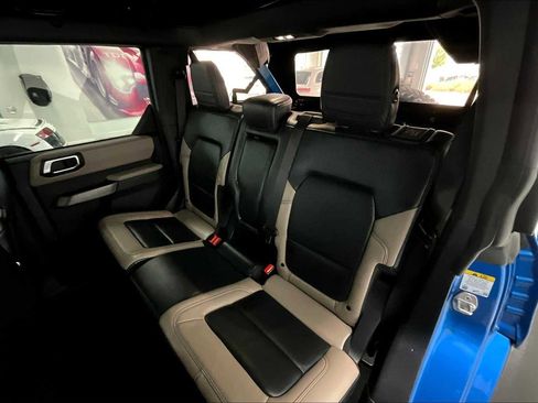 Used 2021 Ford Bronco Wildtrak image 27