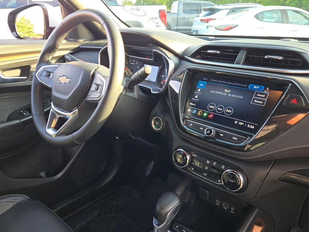 Certified 2021 Chevrolet TrailBlazer ACTIV w/ Convenience Package FWD image 8