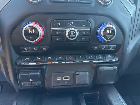 Used 2021 GMC Sierra 1500 Denali w/ Denali Ultimate Package image 27