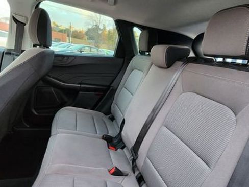 Used 2021 Ford Escape S image 10