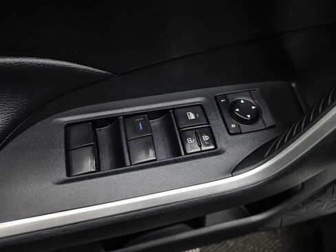 Used 2020 Toyota RAV4 XLE w/ Convenience Package AWD/4WD image 31