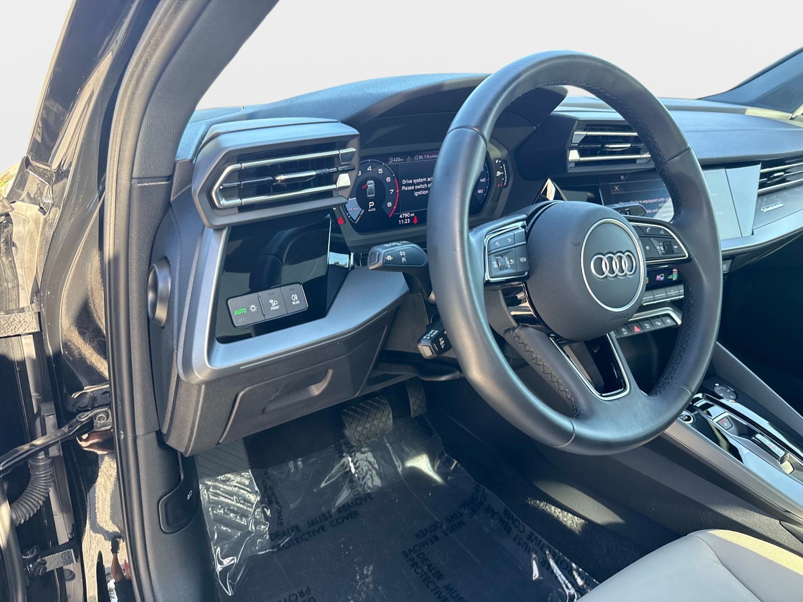 Certified 2025 Audi A3 2.0T Premium w/ Convenience Package AWD/4WD image 18