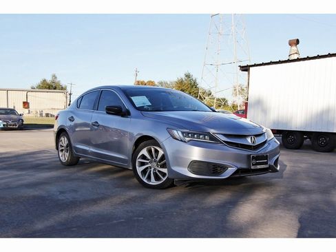 Used 2016 Acura ILX image 1