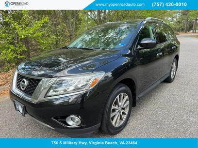 Used 2016 Nissan Pathfinder SV