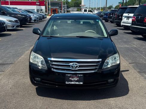 Used 2005 Toyota Avalon XLS FWD image 2