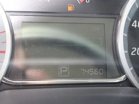 Used 2013 Nissan Sentra SR FWD image 12