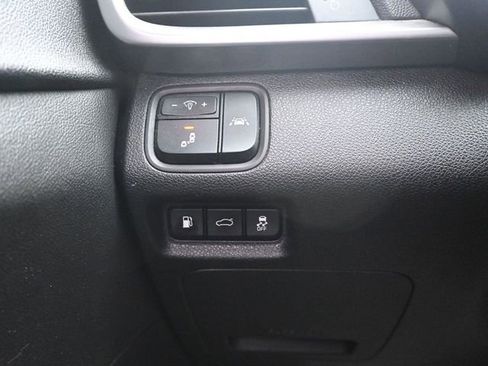 Used 2020 Kia Optima LX image 16